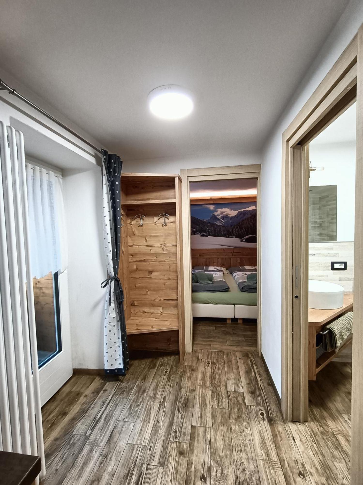 Casa Paola Lägenhet Pozza di Fassa Exteriör bild