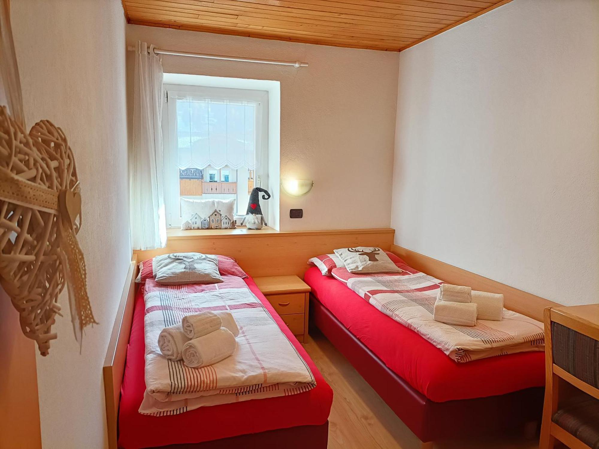 Casa Paola Lägenhet Pozza di Fassa Exteriör bild
