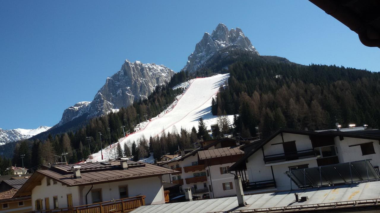 Casa Paola Lägenhet Pozza di Fassa Exteriör bild